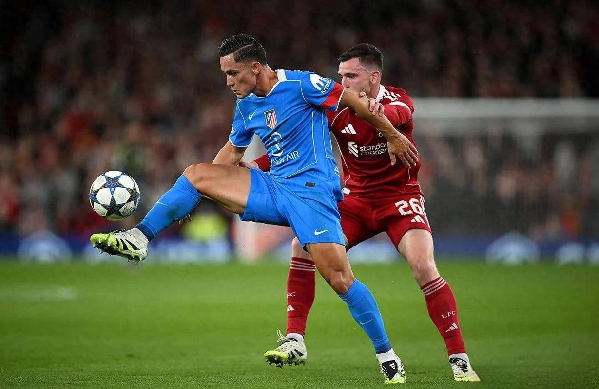 赛前德国杯焦点战；金州勇士远射贴柱；质疑声仍在；纪律约束更严格(勇士对太阳今天)